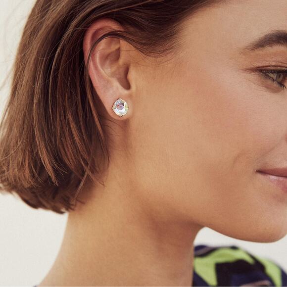 NWT! Kendra Scott Jolie Stud Earrings in Dichroic Glass - Picture 5 of 5